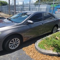 GREAT TRANSPORTATION LOW MILES 1 OWNER 👇👇  📞 FRANKIE 