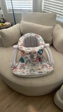Fisher-Price Baby Bouncer Seat – Rainbow Print