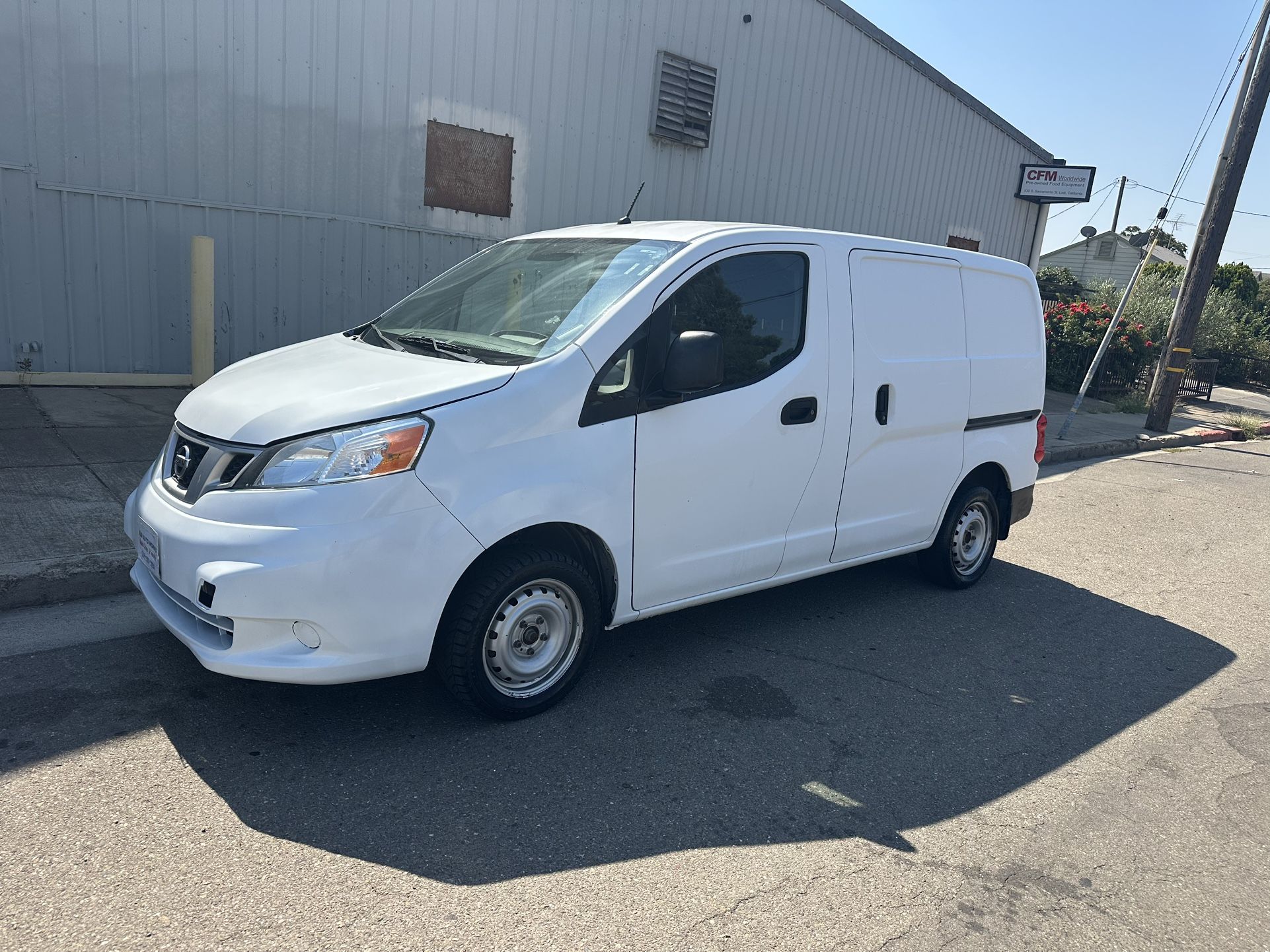 2017 Nissan Nv200