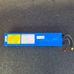 ELECTRIC SCOOTER  ( BATTERY  )TIRE 8"