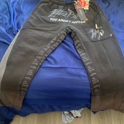 BRAND NEW HYDE PARK JOGGERS