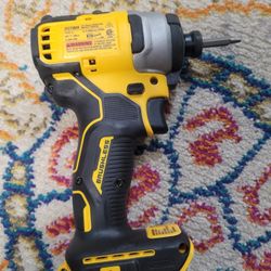 ATOMIC 20V MAX Cordless Brushless Compact 1/4 in. Impact Driver (tool only)