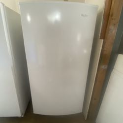 Whirlpool Upright Freezer 15.6