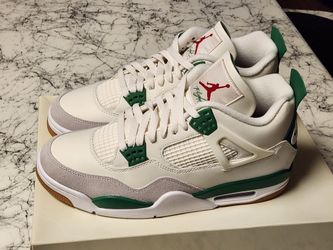 Jordan 4 SB Pine Green