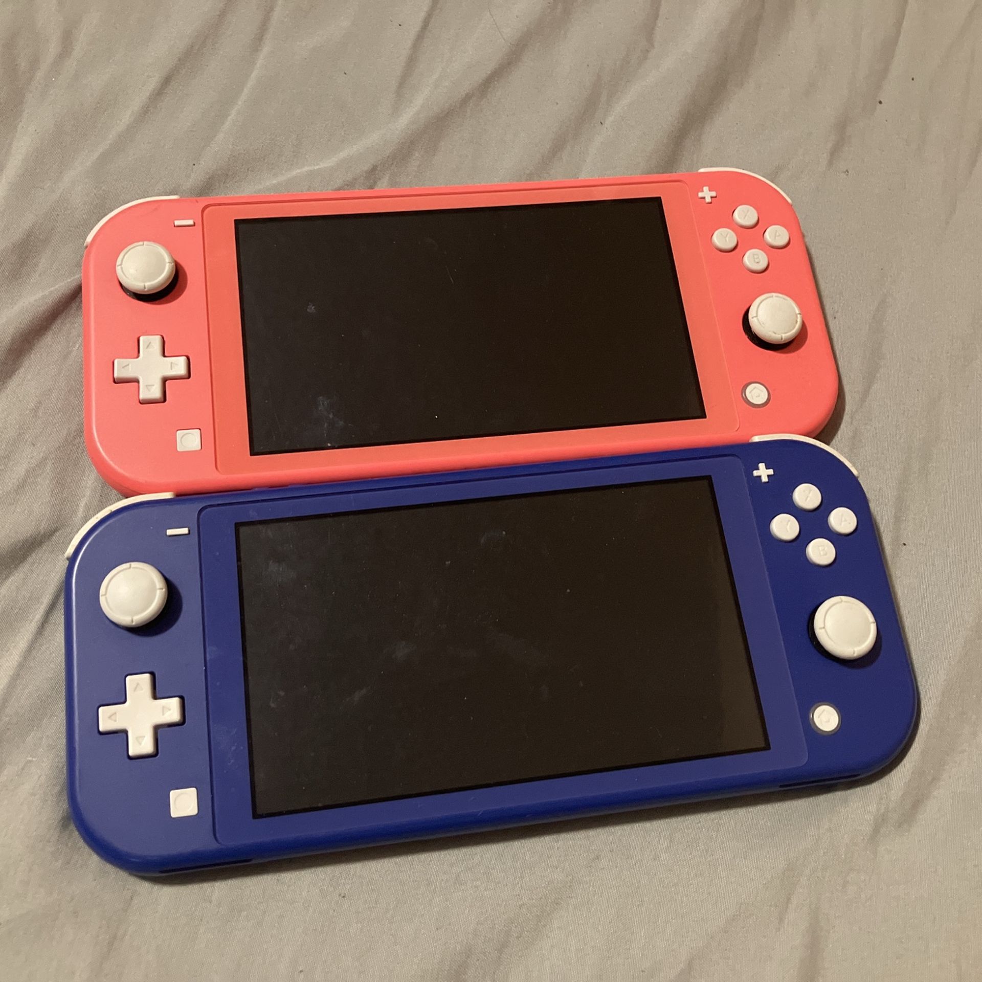 2 Nintendo Switch Lights