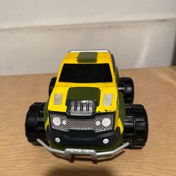 Kid Galaxy car with control