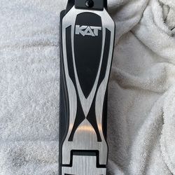 DRUM PEDAL