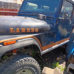 84jeeplaredo