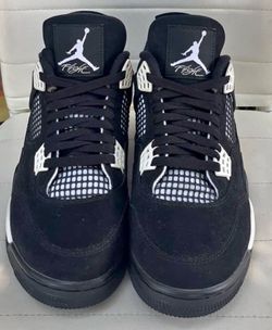 Air Jordan ‘White Thunder’ 4