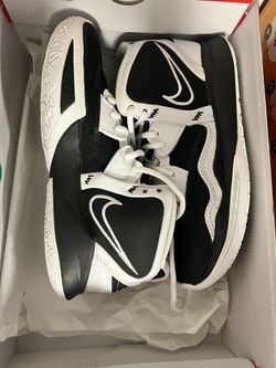Nike Kyrie Infinity TB Big Kid Size 6