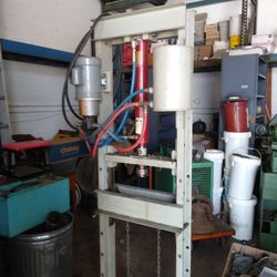 Hydraulic Press