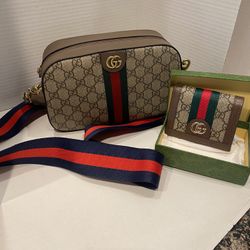 Matching Unisex Bag And Wallet GG