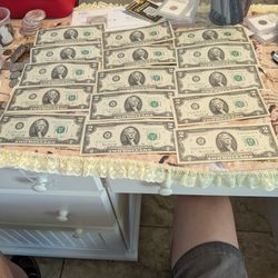 1976 New Uncirculated Two Dollars Bills