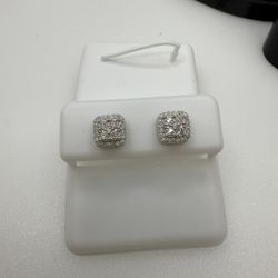 925 Sterling Silver High Quality Stones Screw Back 