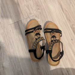 Beach Shoes Women Size 7 1/2