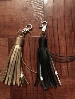Tassel iPhone charger keychains gold &black