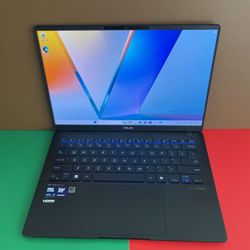 Asus Vivobook S 14 OLED display Intel Ultra 5 16GB Ram 512GB SSD (2024 Model) premium Laptop