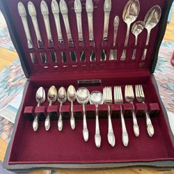 1847 Roger’s Bros  IS 1937 Silver plated  First Love