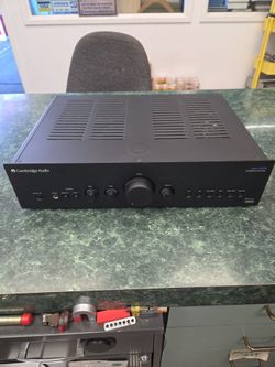 Cambridge Audio Azur 640A-B V2 Integrated Amplifier