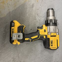 dcd996 dewalt 1/2 cordless hammerdrill