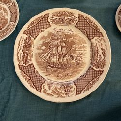 Fairwinds Historical Scenes Dishes 4:5 Piece Sets