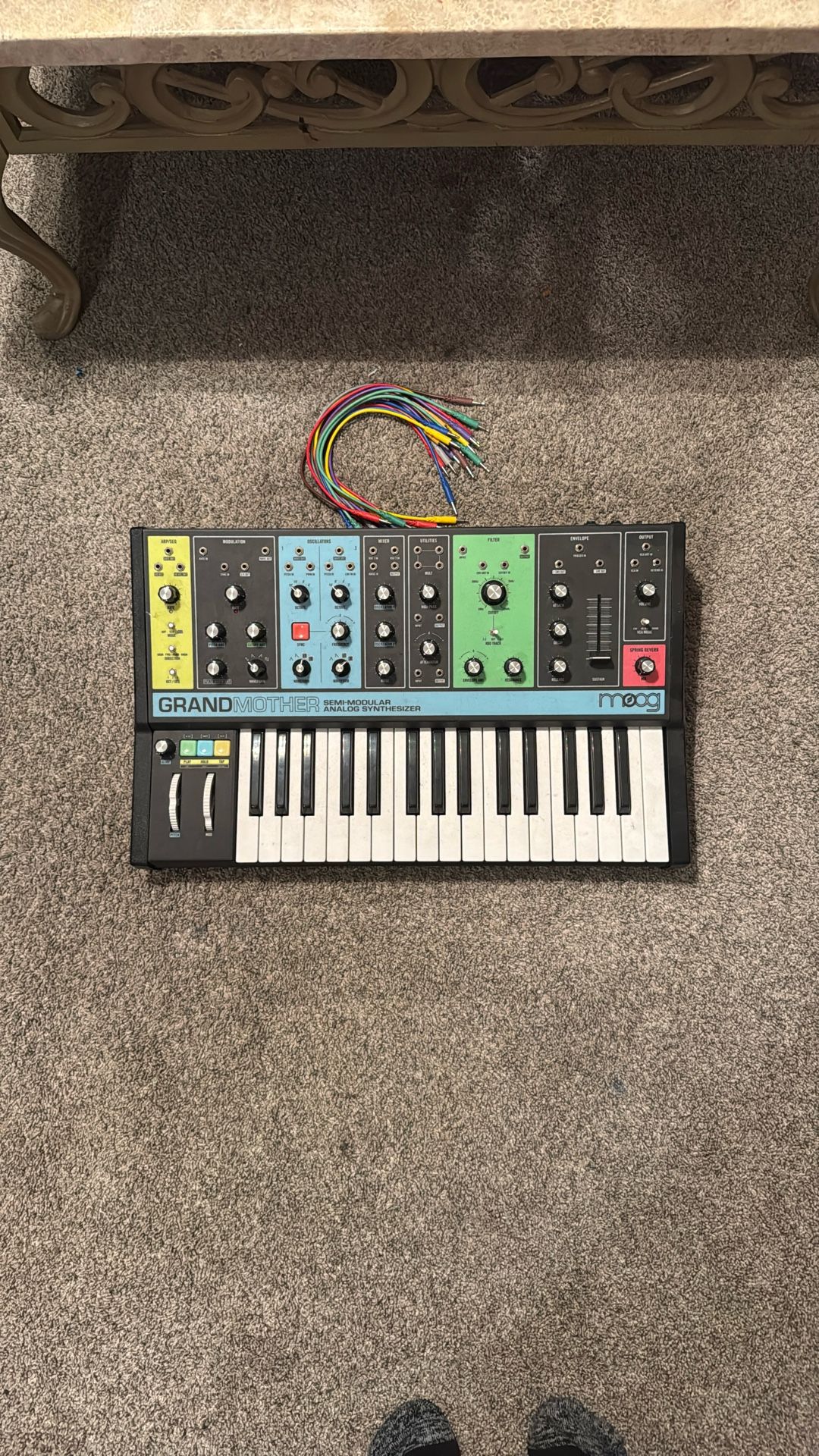 Moog Grandmother multicolor