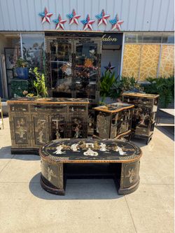 Beautiful vintage black lacquer Asian cabinet, Desk side table 6 pieces