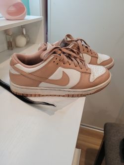 Womens Dunks Size 8 
