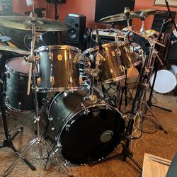 1989 Ludwig Super Classic Maple shell