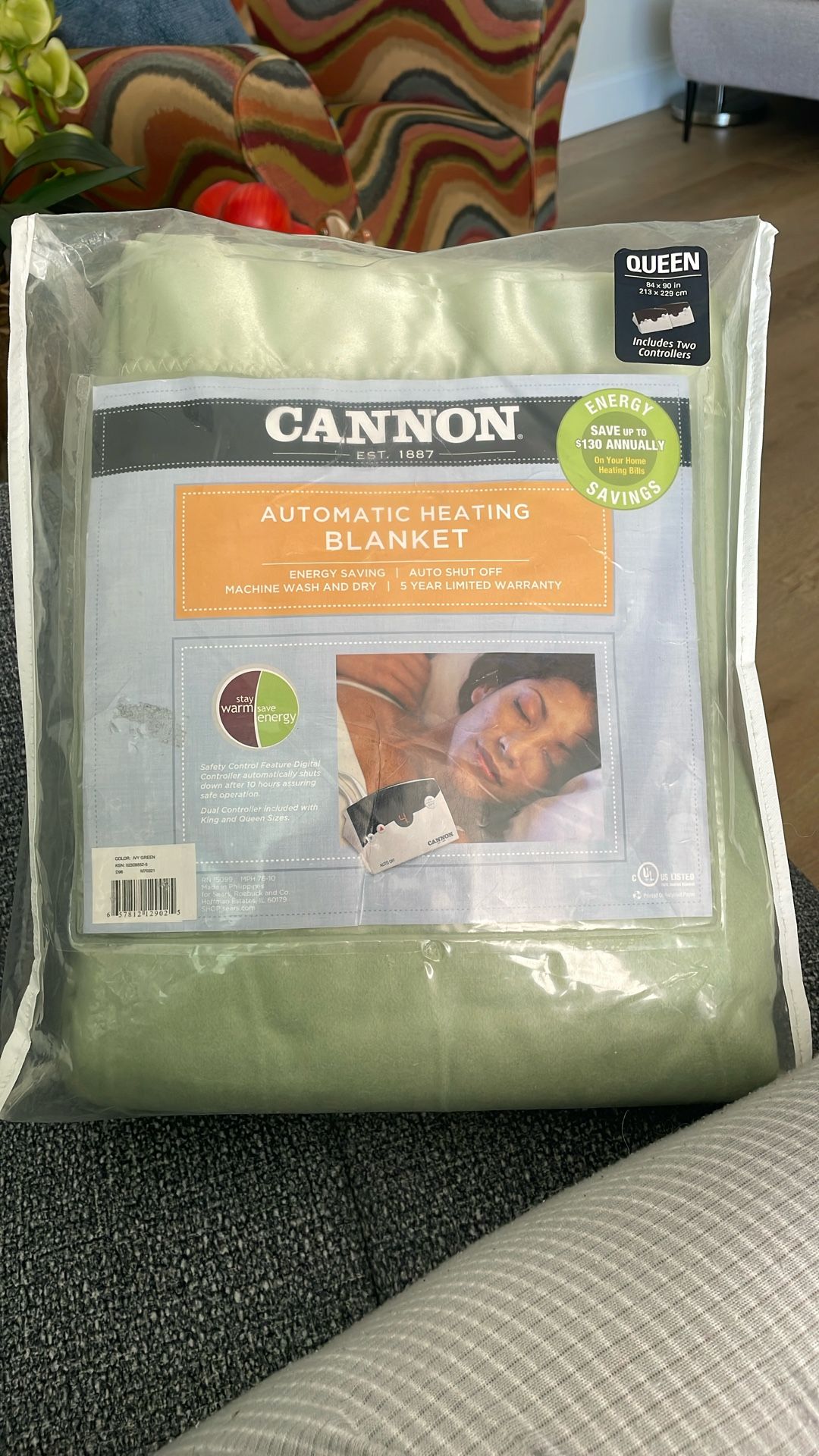 Heating Blanket Automatic New Queen Size Includes Two Controllers You Can Use In The Winter And The Summer
