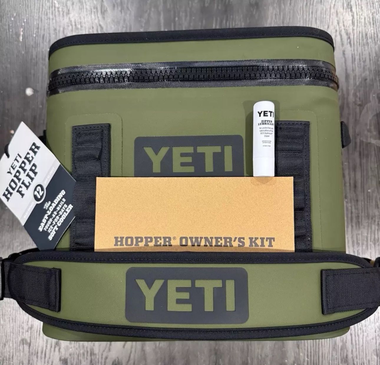 New YETI Hopper Flip 12 Portable Soft Cooler Olive Model YHOPFLIP12