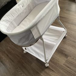 Bassinet 