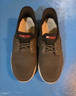 Skechers size 10.5