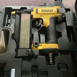 Dewalt 23ga Pin Nailer $140