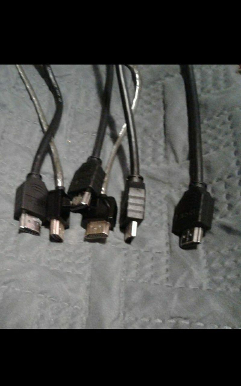 3 HDMI cables