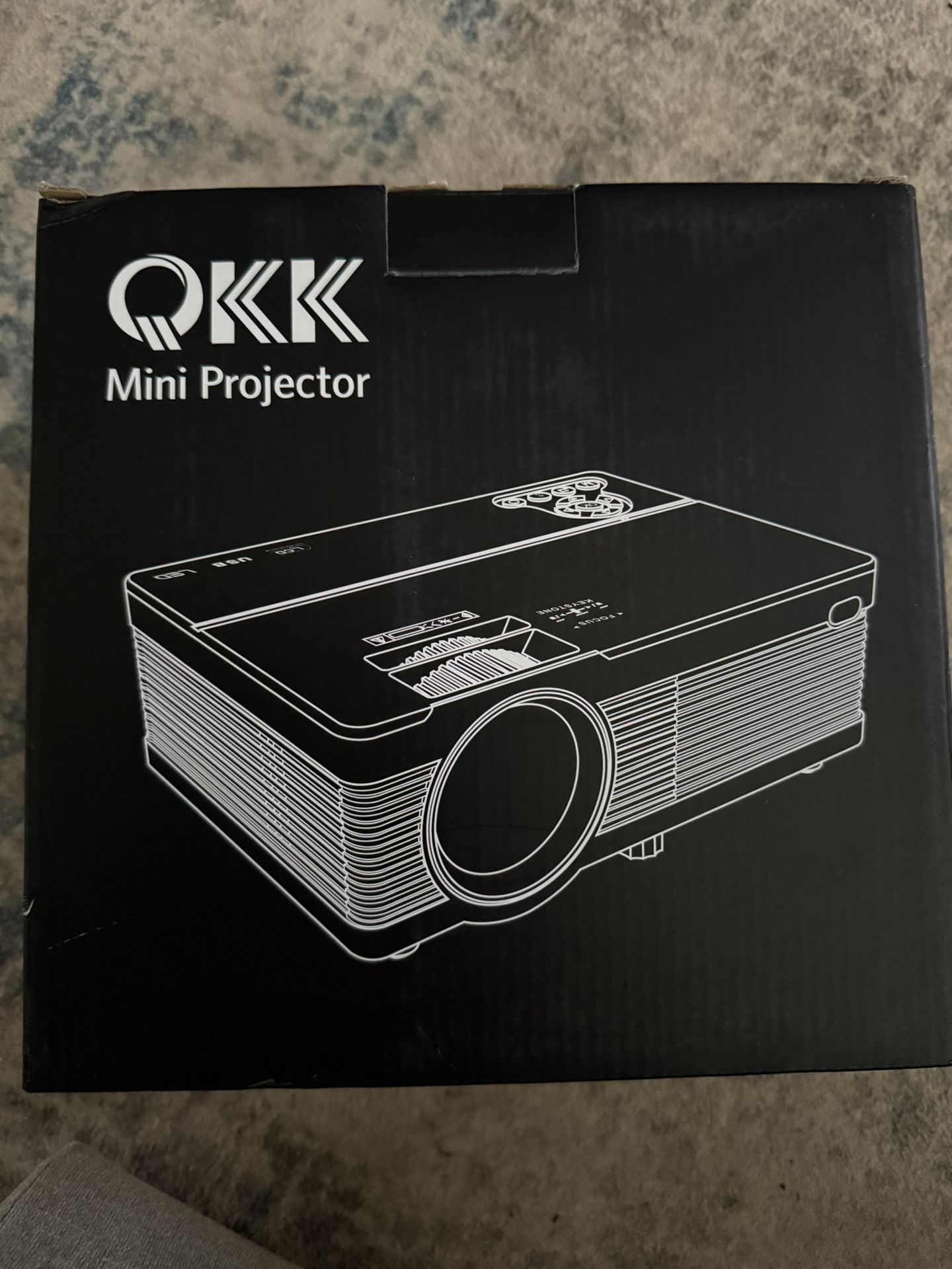 QKK Mini Projector