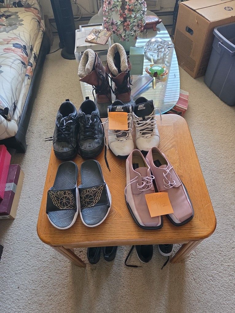 Lot Of 5 Pairs Of Shoes