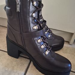 Rare Guess Brown Boots