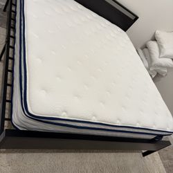 Like New King Size Bedframe And Mattress In excellent Condition Like New 