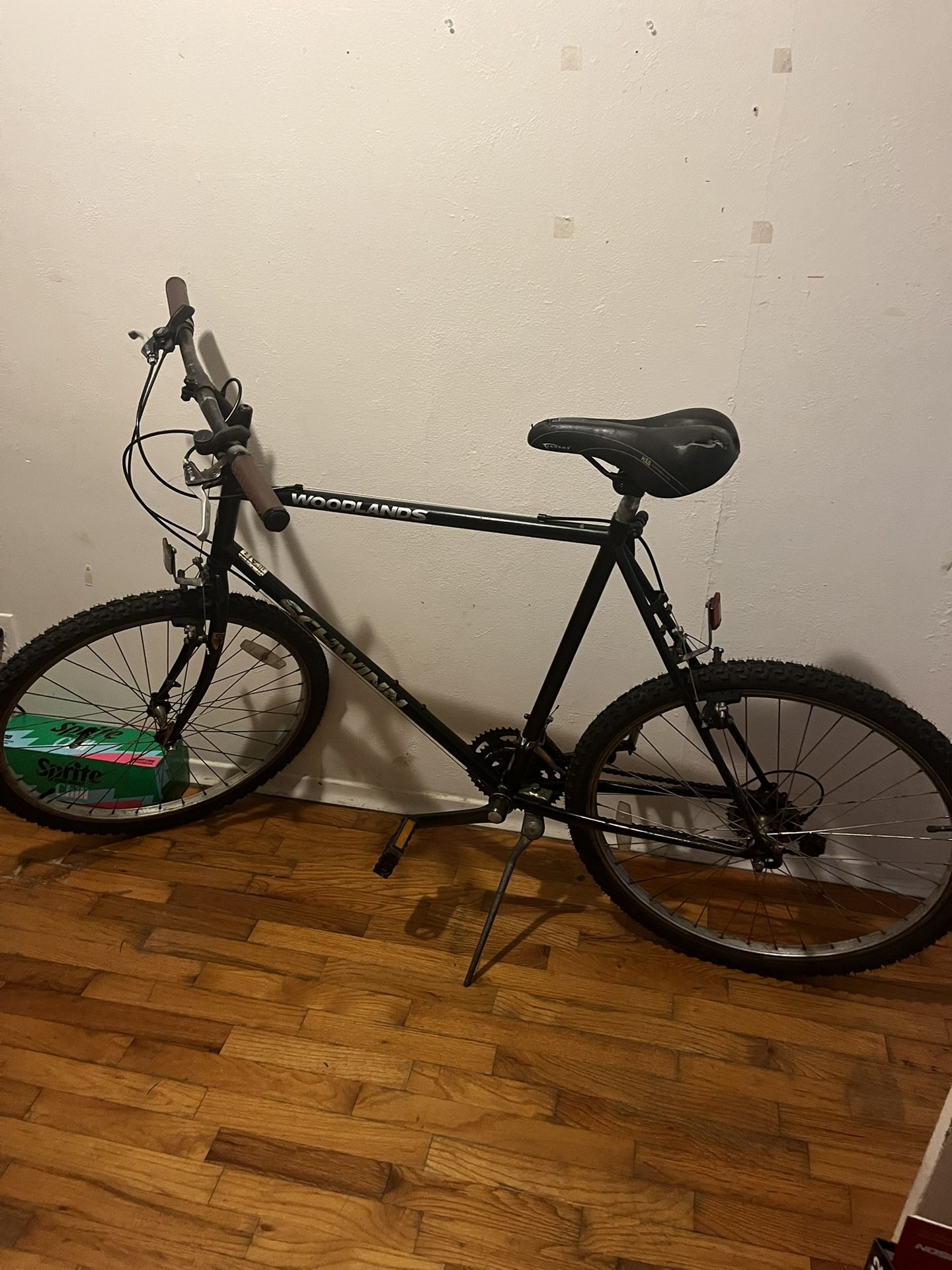 Schwinn Woodlands Mt Bike.