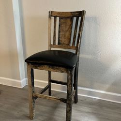 Chair- Elegant Vintage Stools 