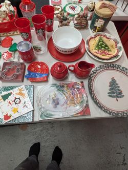 Christmas Lighting, Decor, Ornaments and Kitchen Items 