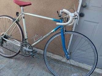 54cm. Road Bike. Cyclopro