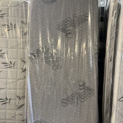 Twin Size Memory Foam Mattress 