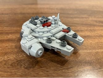 LEGO Star Wars Millennium Falcon 30708 74 Pieces