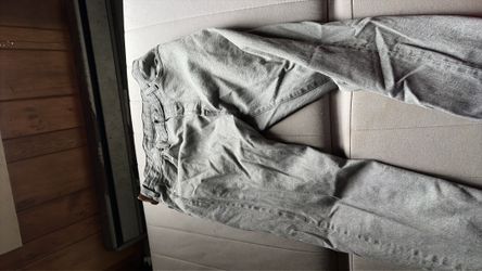 Levi’s grey 501s