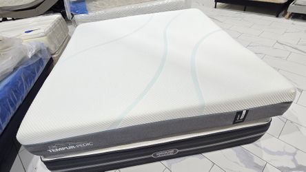 King Sizes Mattress And Box Spring Tempur-pedic 