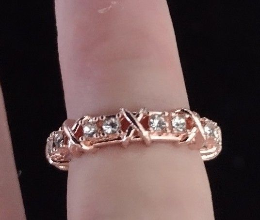Women's Rose Gold CZ Diamond Size 6 Eternal XOXO Ring