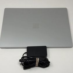 Microsoft Surface Laptop 3 15in Intel Core i5-1035G7 1.2GHz 16GB RAM 256GB 