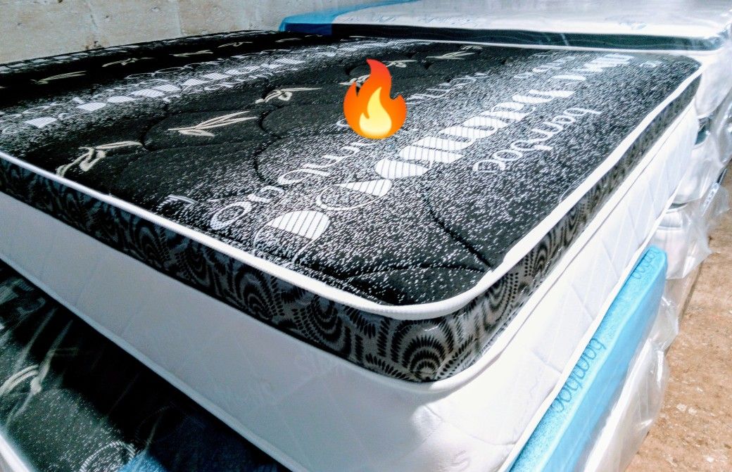 $199 Queen Pillow Top Mattress Only Brand New Free Delivery Same Day